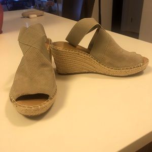 Gray espadrille wedges by Kenneth Cole